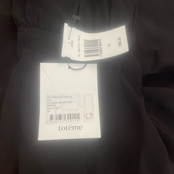SOLD
NWT Black Slip Dress V neck size Small Toteme Spring - Picture 6 of 7